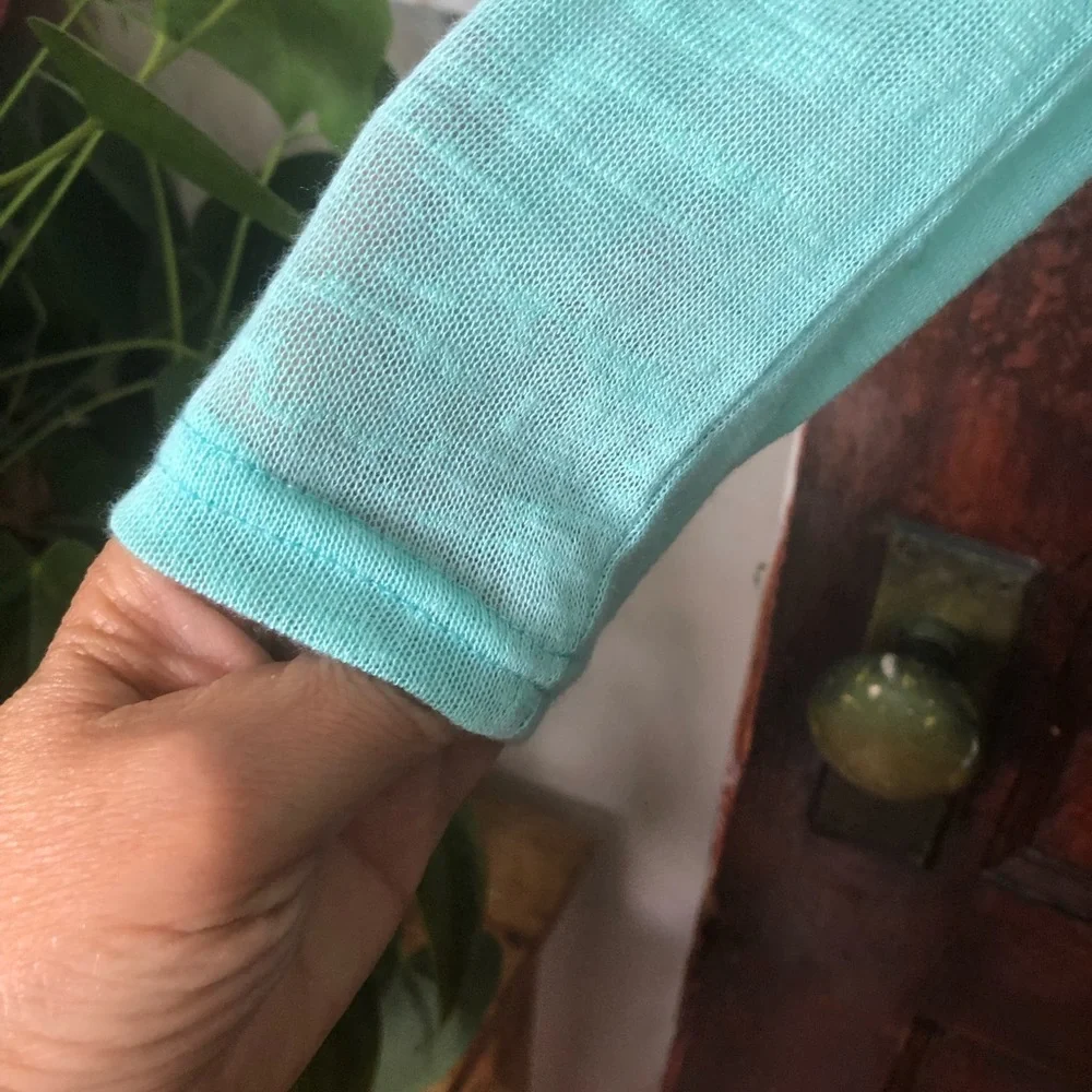 2/$10Hua Lan Mint Green Cowl Neck Long Sleeve Lightweight Soft & Cozy Top Size M - Picture 6 of 8